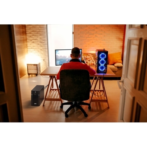 APC by Schneider Electric Back-UPS Linha interativa UPS - 1.20kVA/720W 4