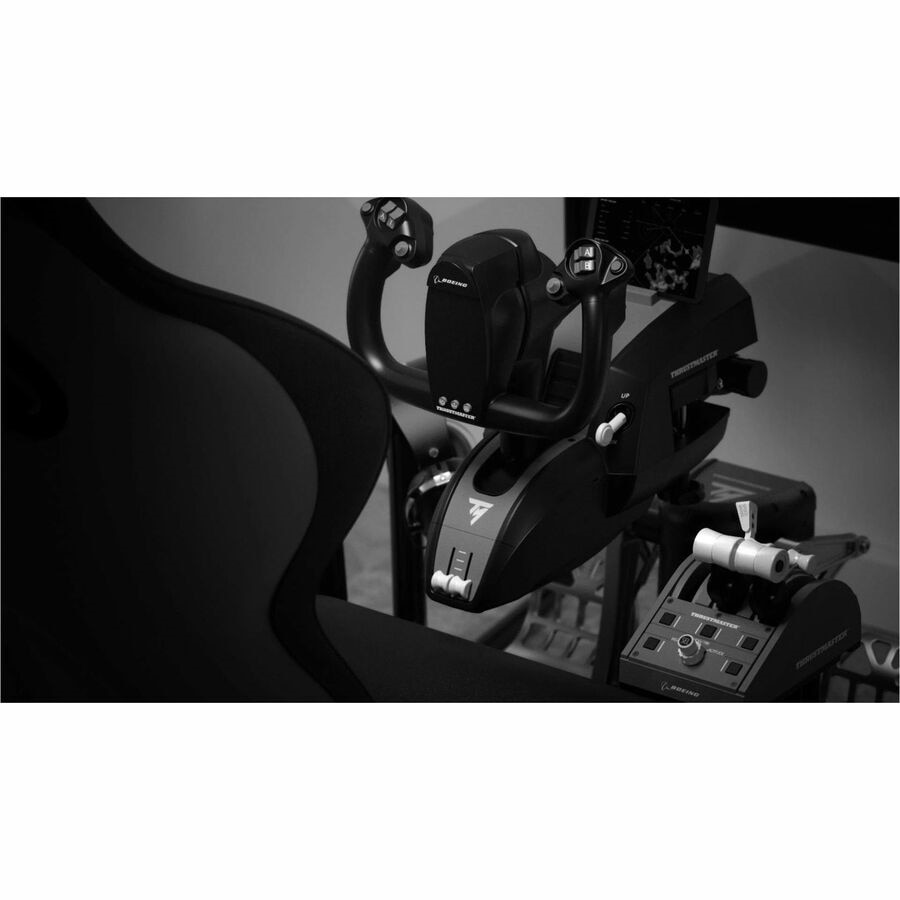 Thrustmaster TCA Yoke PACK Boeing Edition – Yoke & Quadrant Bundle for Xbox Series X|S & PC – Realistic Flight Simulator Controls 5
