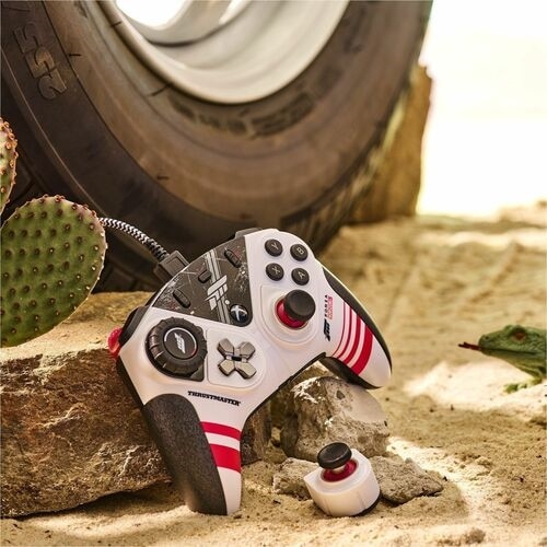 Thrustmaster ESWAP XR PRO Gaming Pad 5