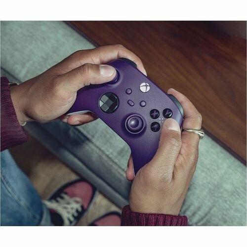 Microsoft Xbox Wireless Controller for Xbox Series X, Xbox Series S, Xbox One, PCs, Android, iOS - Deep Pink 6