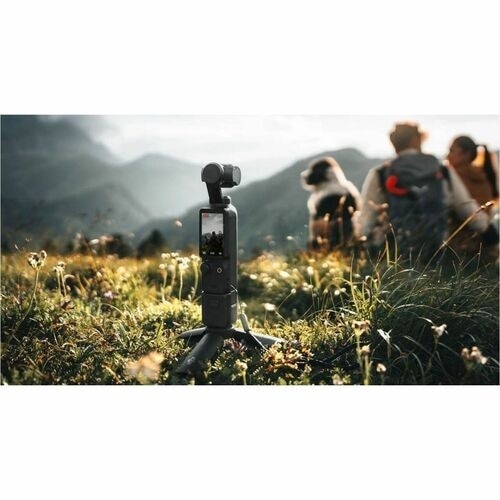 DJI Osmo Pocket 3 Creator Combo 4