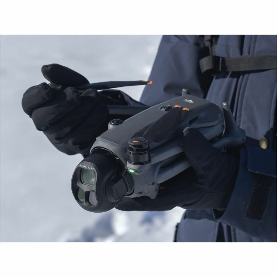 DJI Mavic 4 Pro Fly More Combo 4