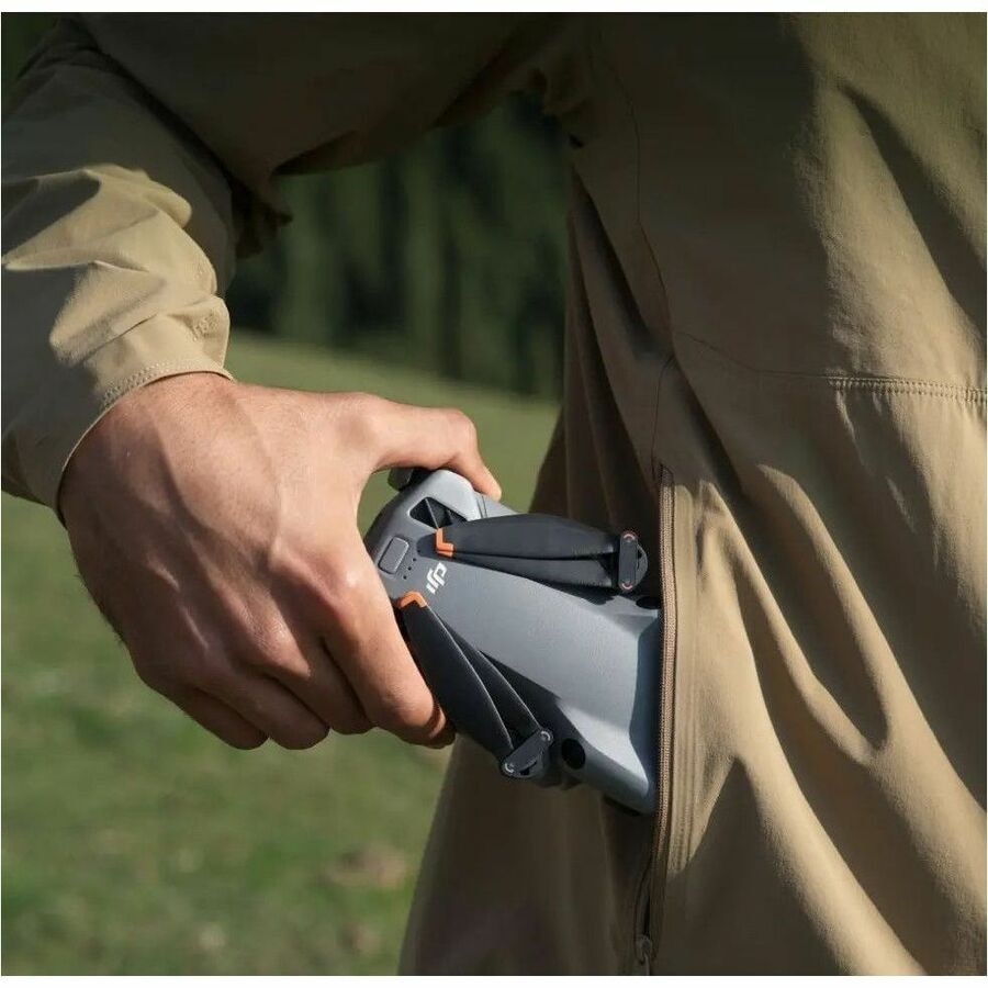 DJI Mini 5 Pro Fly More Combo Plus (DJI RC 2) - Battery Powered - Wi-Fi - Outdoor - 1 7