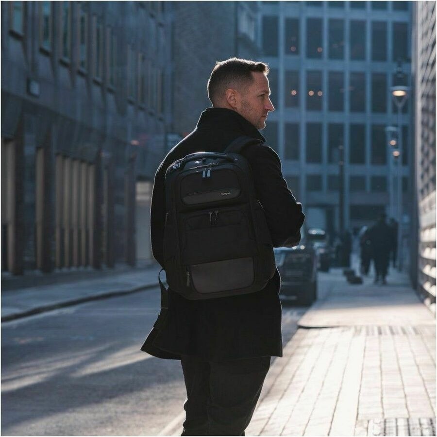 Targus 16” HeritageLuxe Backpack 7