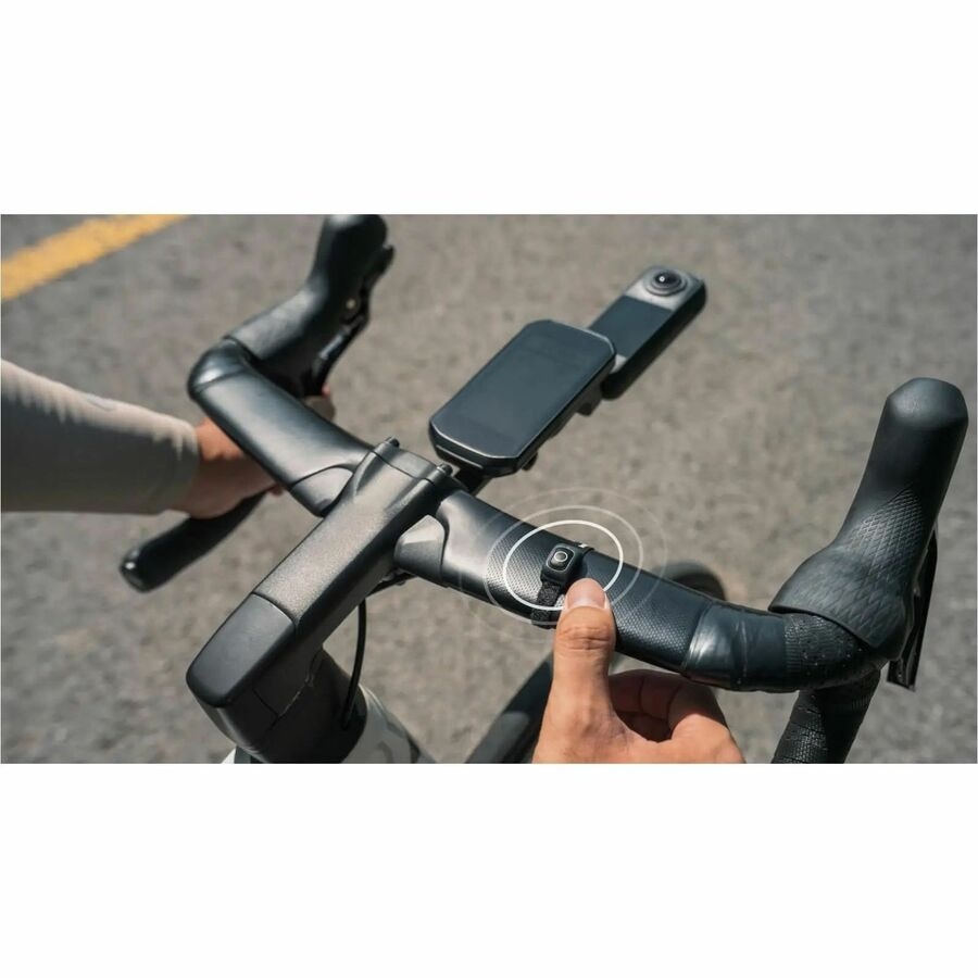 Insta360 X4 Air Starter Bundle - Black 8