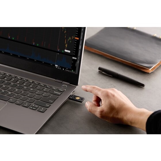 Kensington VeriMark NFC+ USB-A Security Key 10